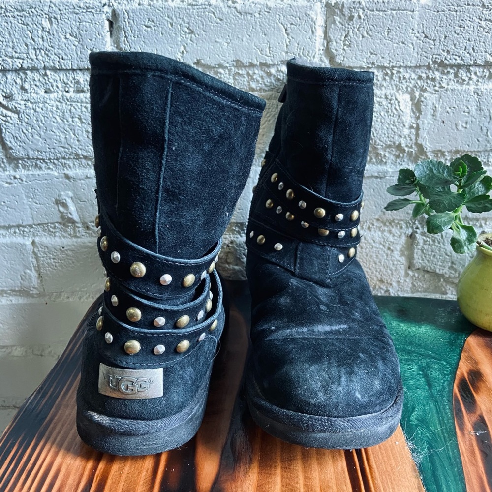 Unique Ugg Winter Women’s Boots